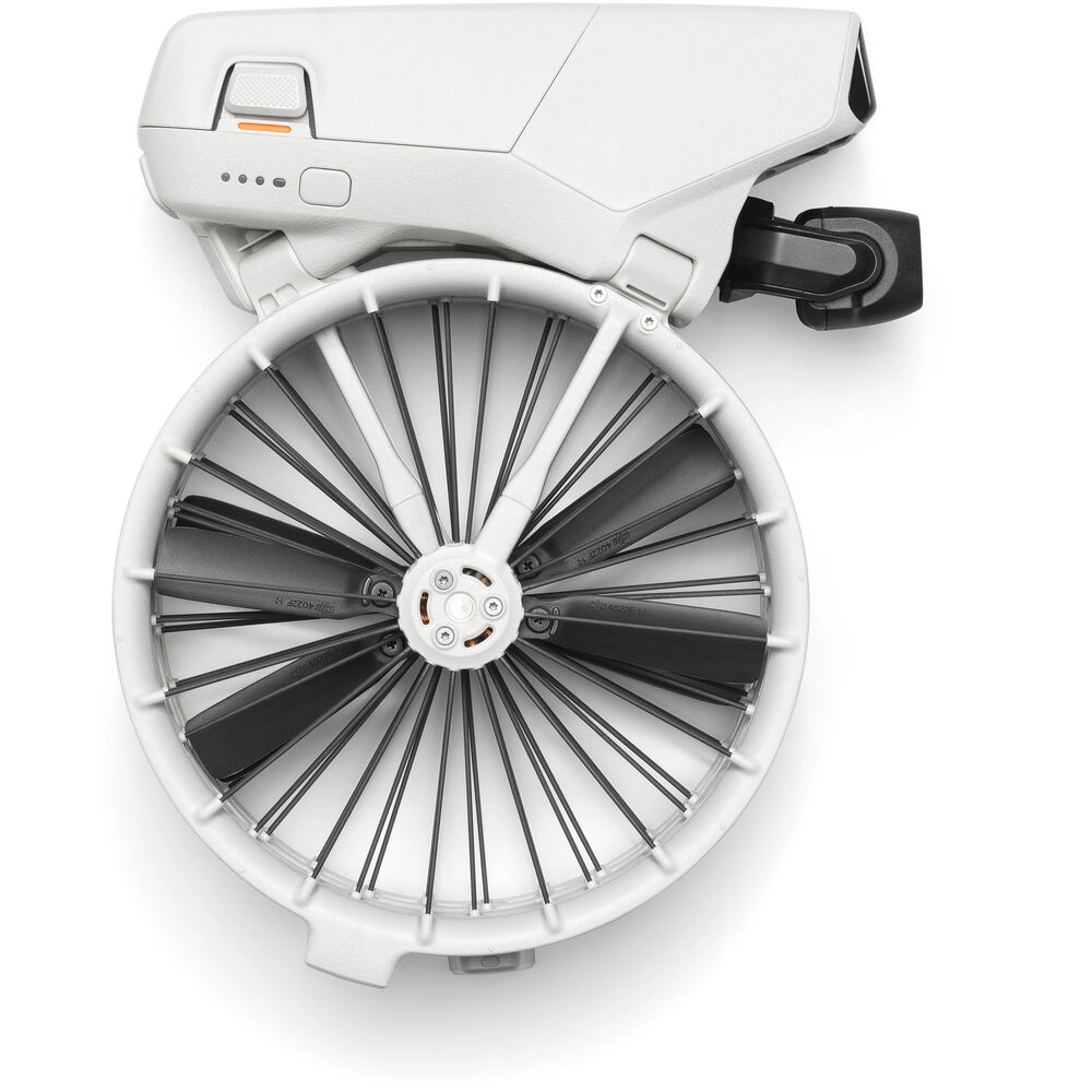Drone DJI Flip Fly More Combo, 4K, 60 FPS, HDR, Rastreamento IA, Autonomia de voo 31 min. (Controle com tela) BR - DJI061 Drone DJI Flip Fly More Combo, 4K, 60 FPS, HDR, Rastreamento IA, Autonomia de voo 31 min. (Controle com tela) BR - DJI061